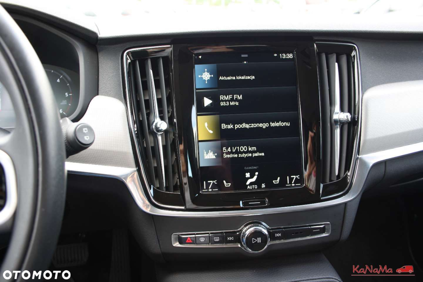 Volvo V90 Cross Country - 3