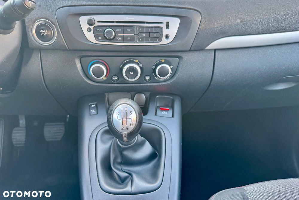 Renault Scenic - 19