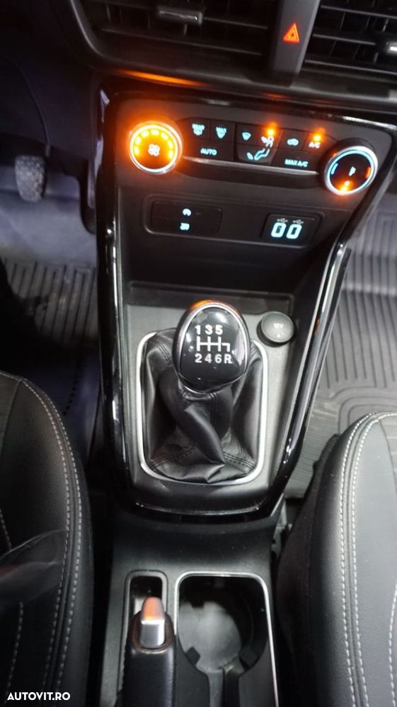 Ford EcoSport 1.0 EcoBoost ACTIVE - 16