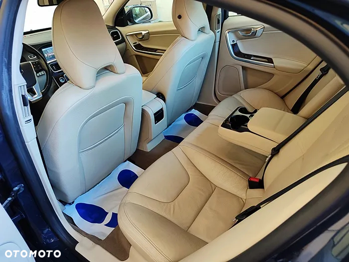 Volvo S60 2.5 T5 - 32