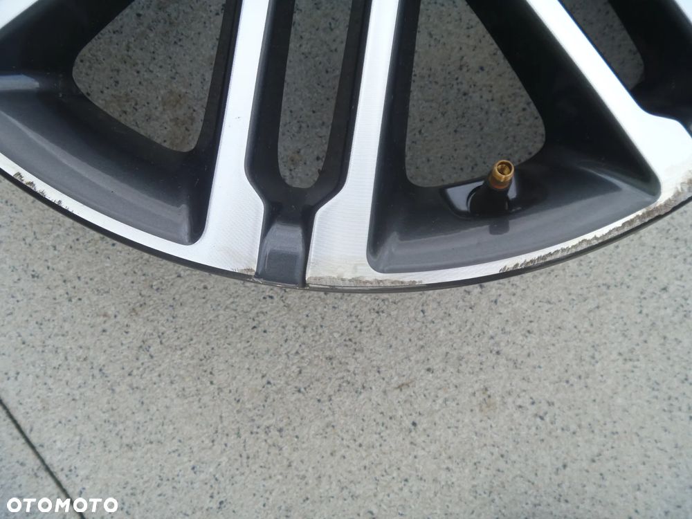 FELGA ALUMINIOWA KIA 6.5Jx17" 52910-H8300 - 3