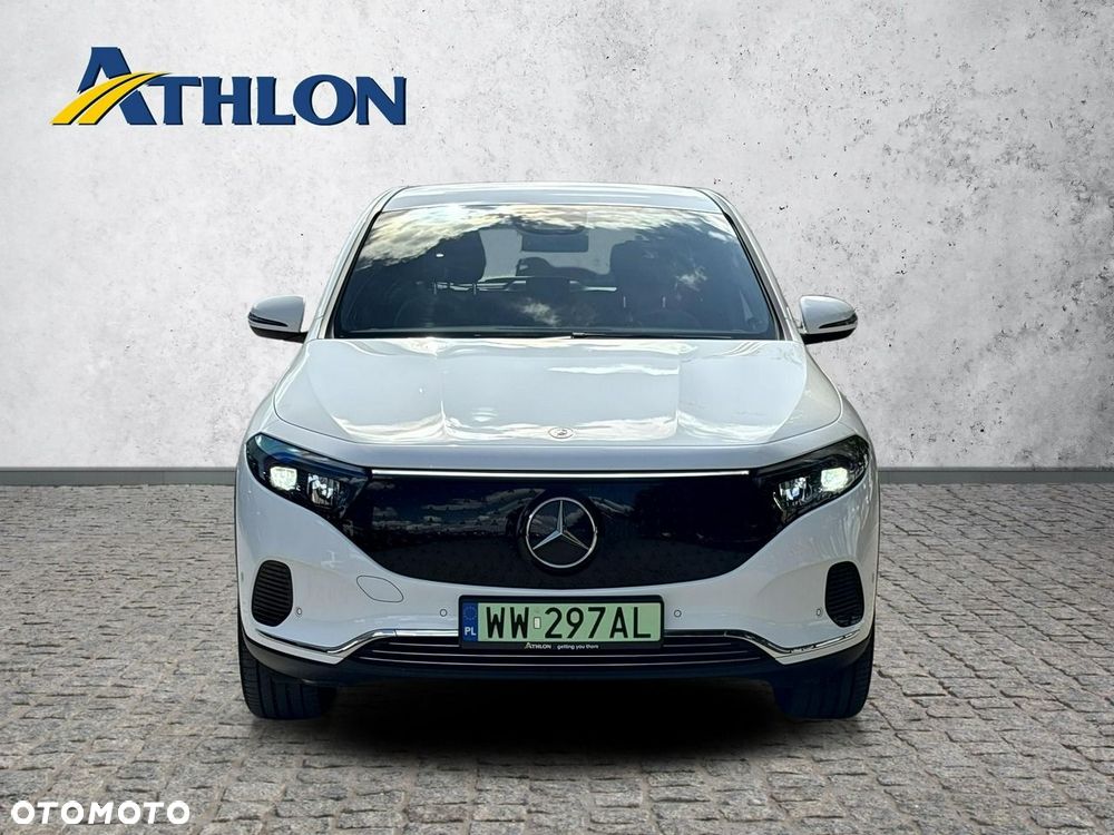 Mercedes-Benz EQA - 8