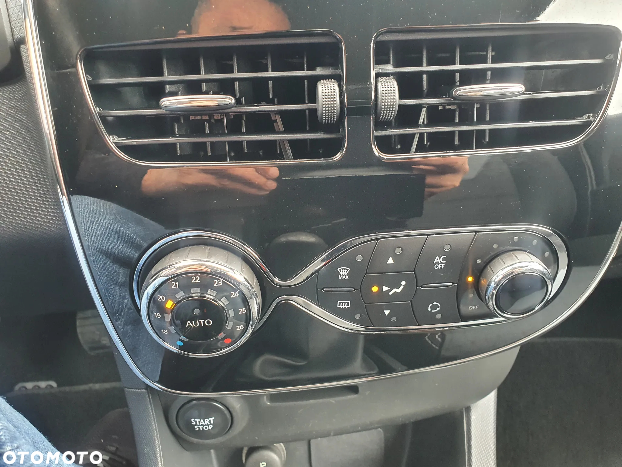 Renault Clio ENERGY TCe 90 Start & Stop Experience - 19