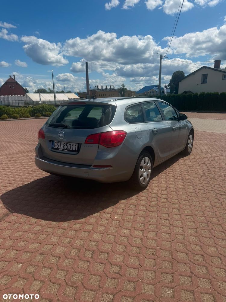 Opel Astra 1.4 T Cosmo - 3