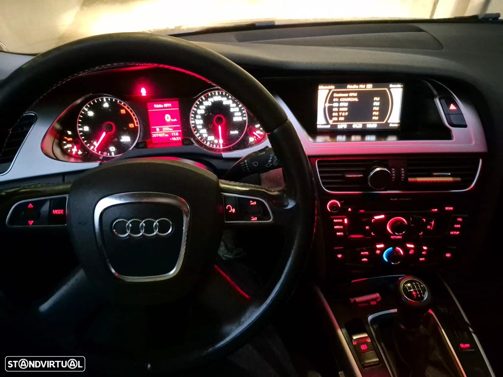 Audi A4 Avant 2.0 TDI Advance - 3