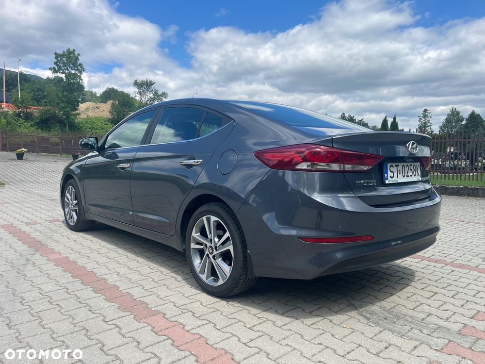 Hyundai Elantra 1.6 Style - 7