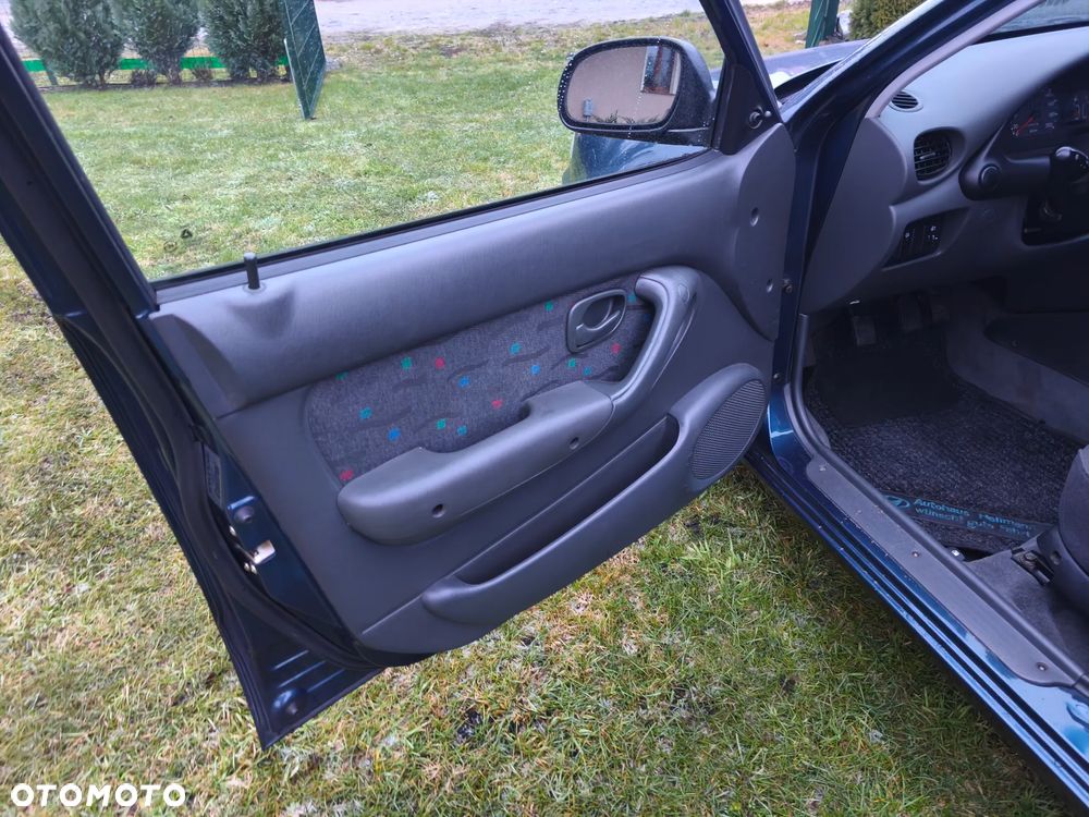 Hyundai Accent 1.3 GLS - 13