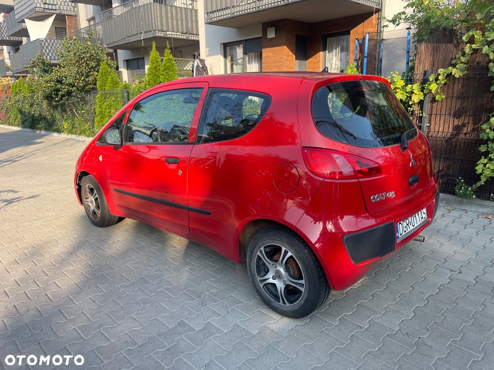 Mitsubishi Colt - 1