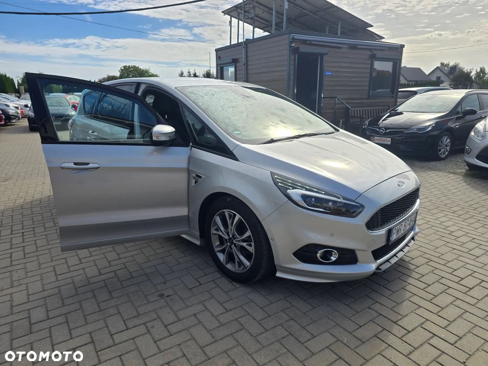 Ford S-Max - 23