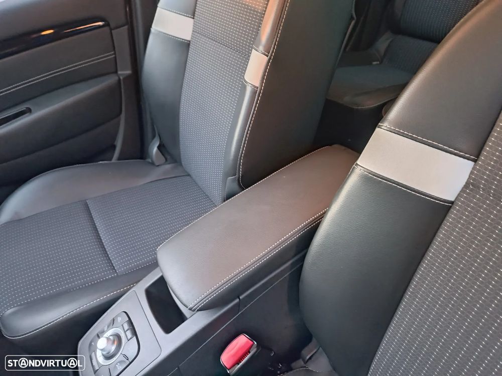 Renault Scénic 1.5 dCi Bose Edition SS - 16