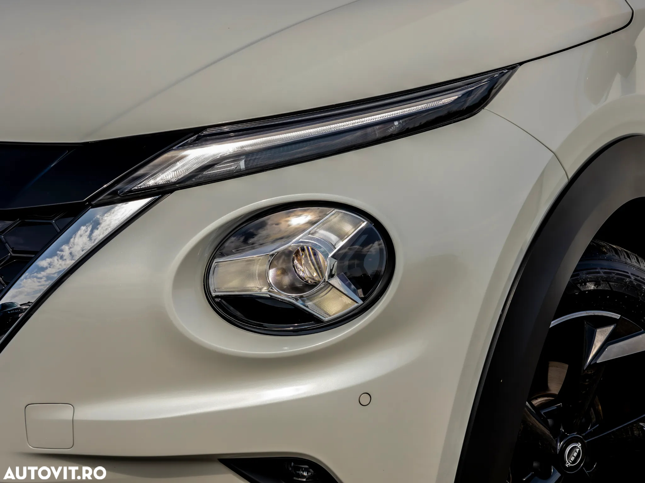 Nissan Juke Hybrid N-Connecta - 11