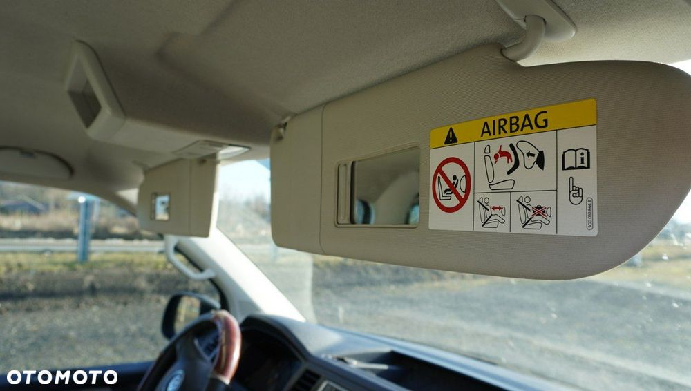 Volkswagen Transporter L2H1 - 32