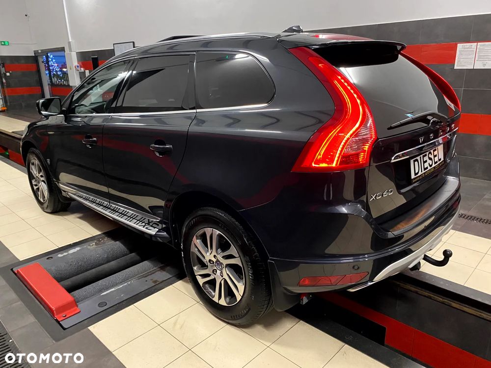 Volvo XC 60 D4 Geartronic Summum - 11