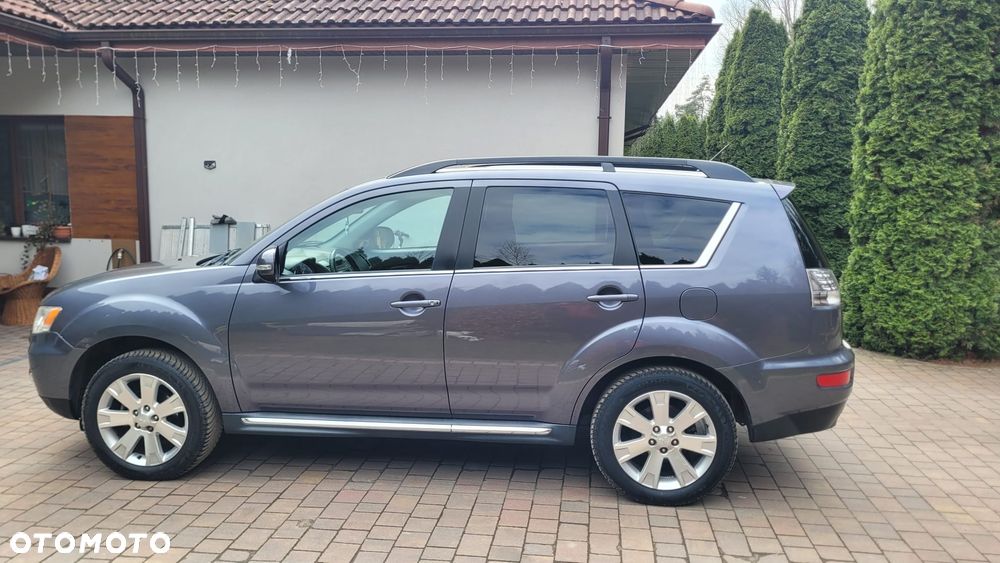 Mitsubishi Outlander 2.2 DI-D 4WD Invite - 17