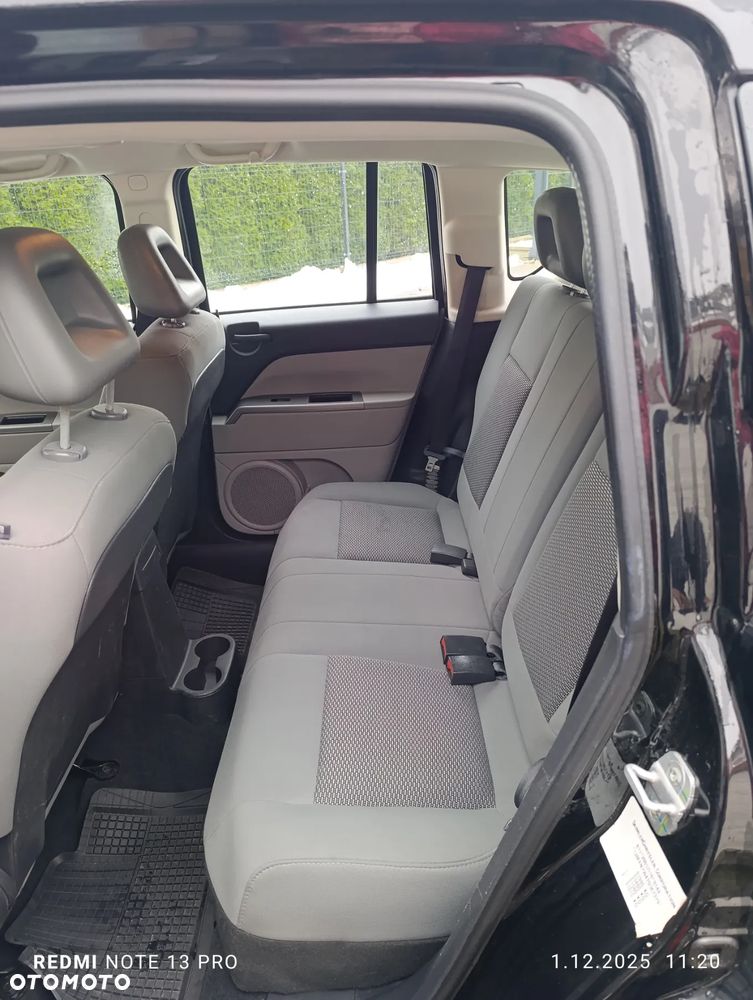 Jeep Compass 2.4I 4x4 Sport - 15