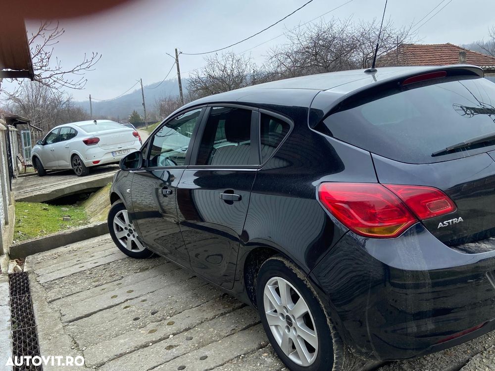 Opel Astra 1.7 CDTI - 2