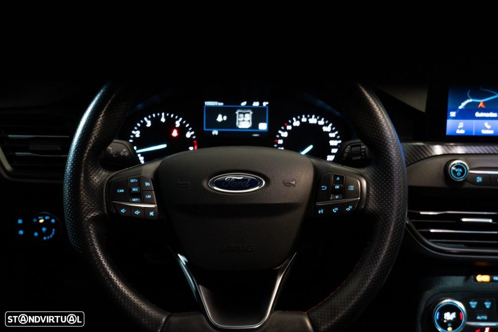 Ford Focus SW 1.5 TDCi EcoBlue ST-Line - 34