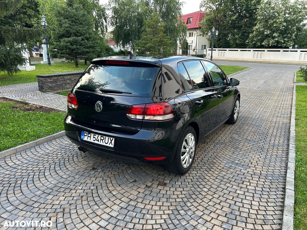 Volkswagen Golf - 12