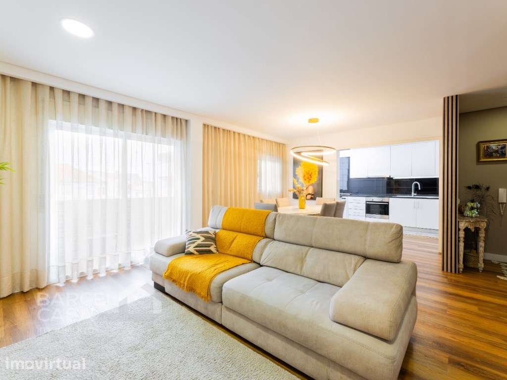 T2 Totalmente Renovado a 50 Metros da Praia da Apúlia | Vistas de Mar - Grande imagem: 3/18