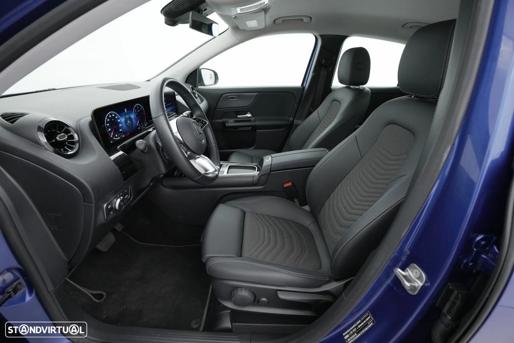 Mercedes-Benz GLA 180 d Progressive - 14