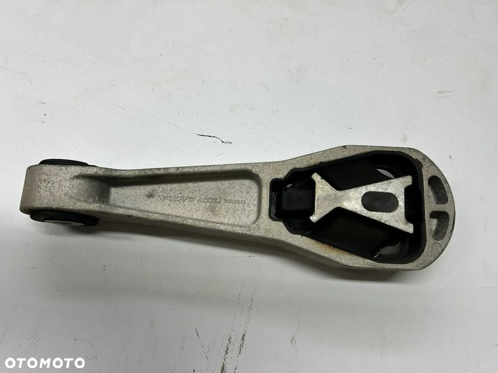 Volvo V-40 II łapa poduszka silnika 2.0t  2012-  31359642