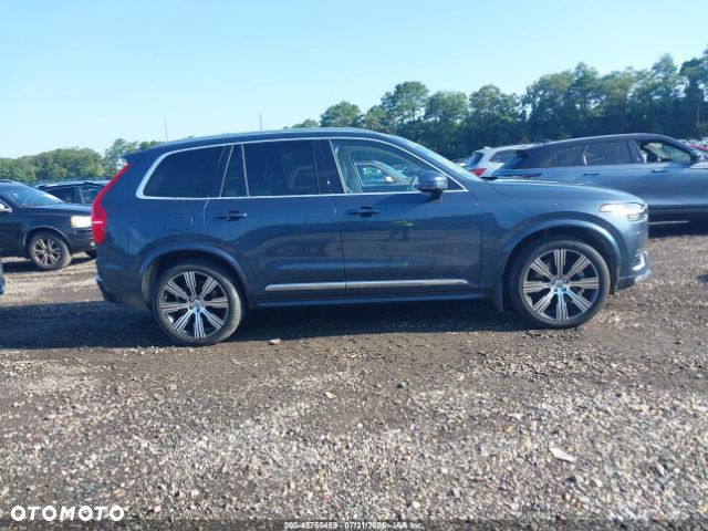 Volvo XC 90 - 9