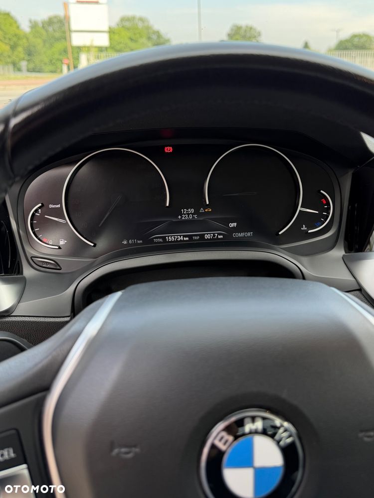 BMW Seria 3 318d - 16