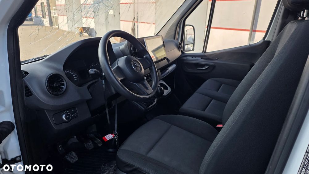 Mercedes-Benz Sprinter Max - 17