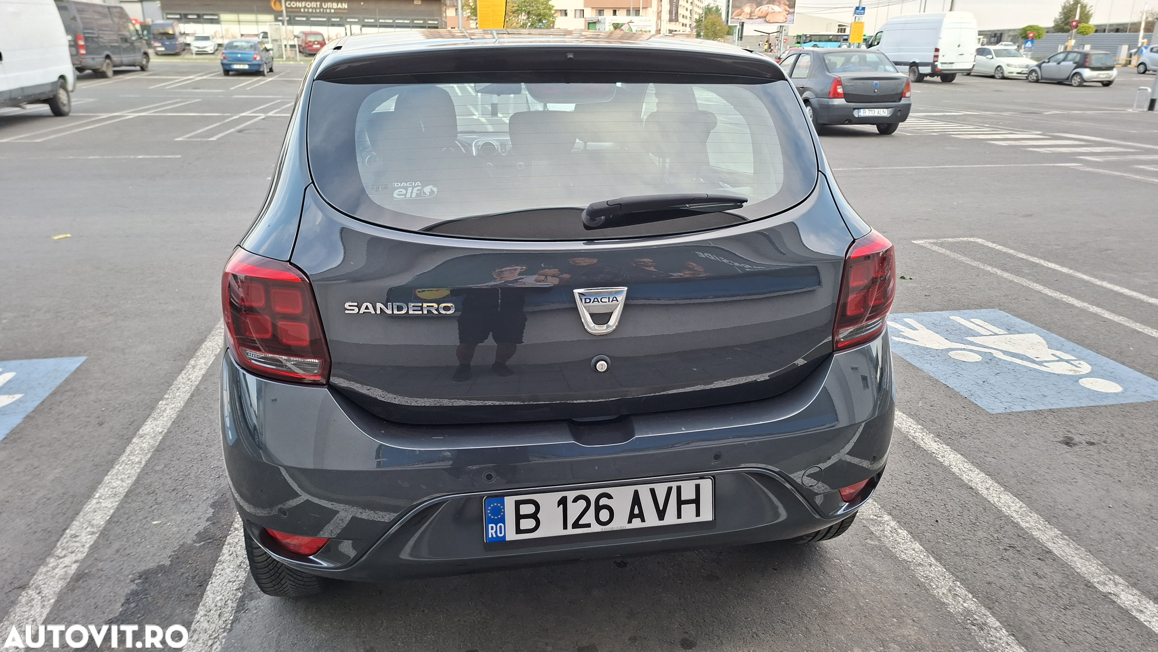 Dacia Sandero TCe 90 Laureate - 5
