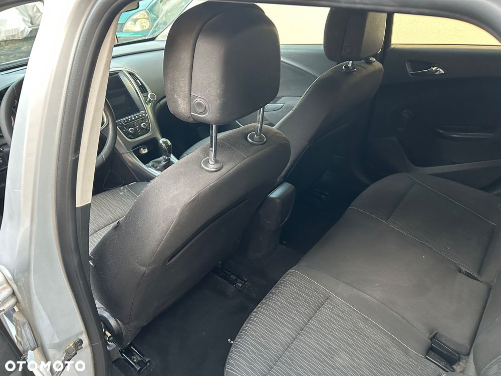 Opel Astra 1.4 T Sport EU6 - 11