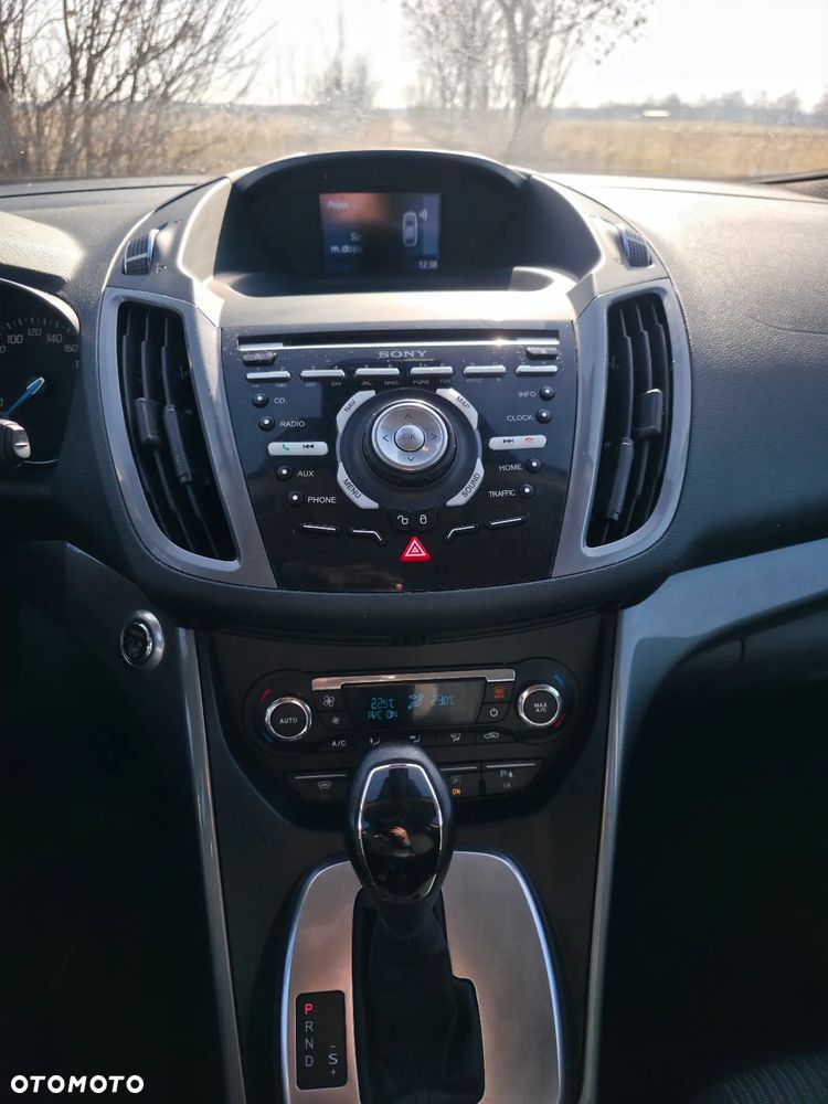 Ford Grand C-MAX - 10