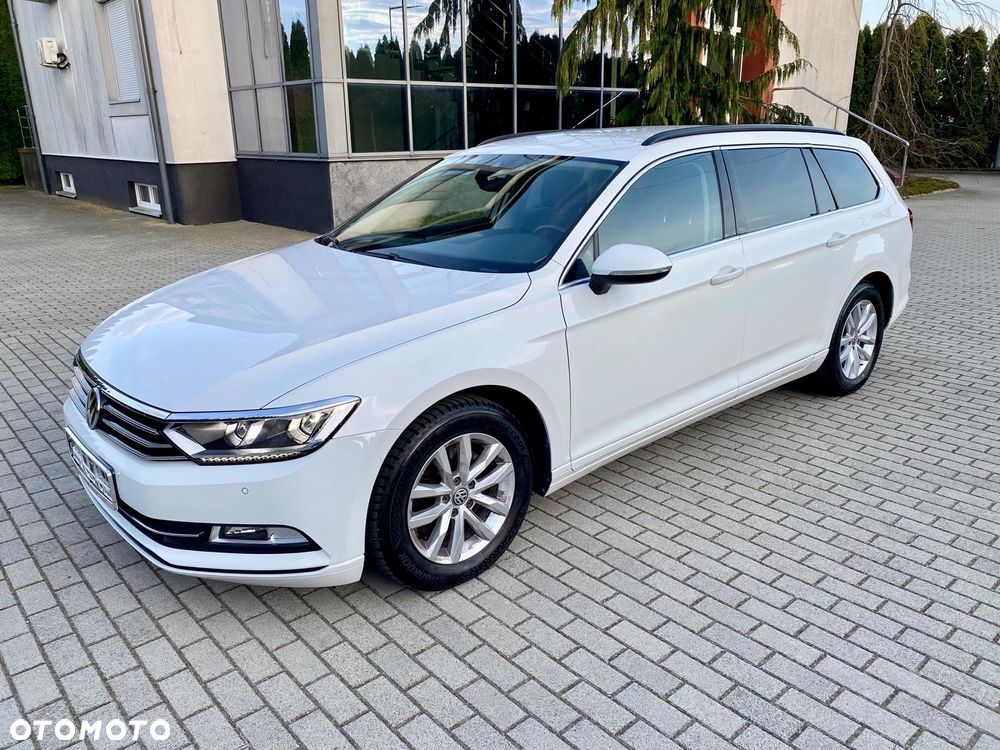 Volkswagen Passat 1.5 TSI OPF DSG Highline - 1