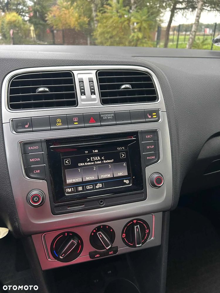 Volkswagen Polo - 17