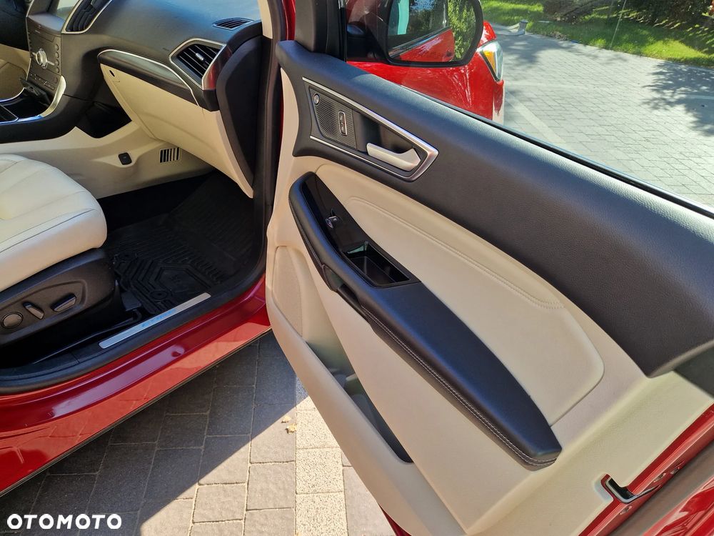 Ford Edge - 24