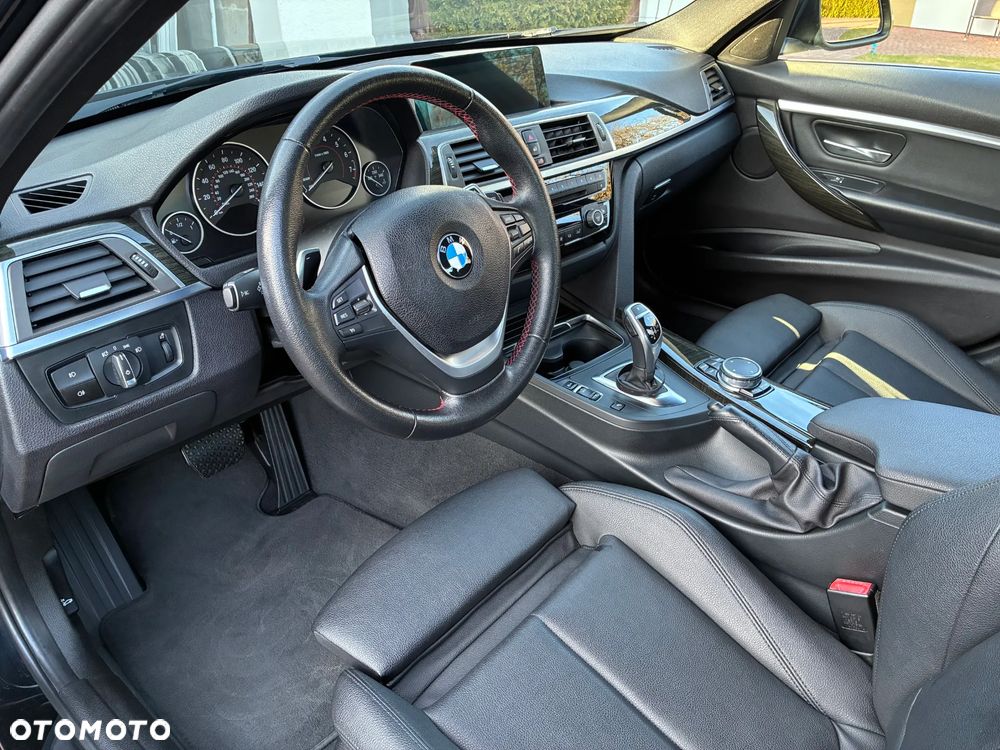 BMW Seria 3 330i Sport Line - 19