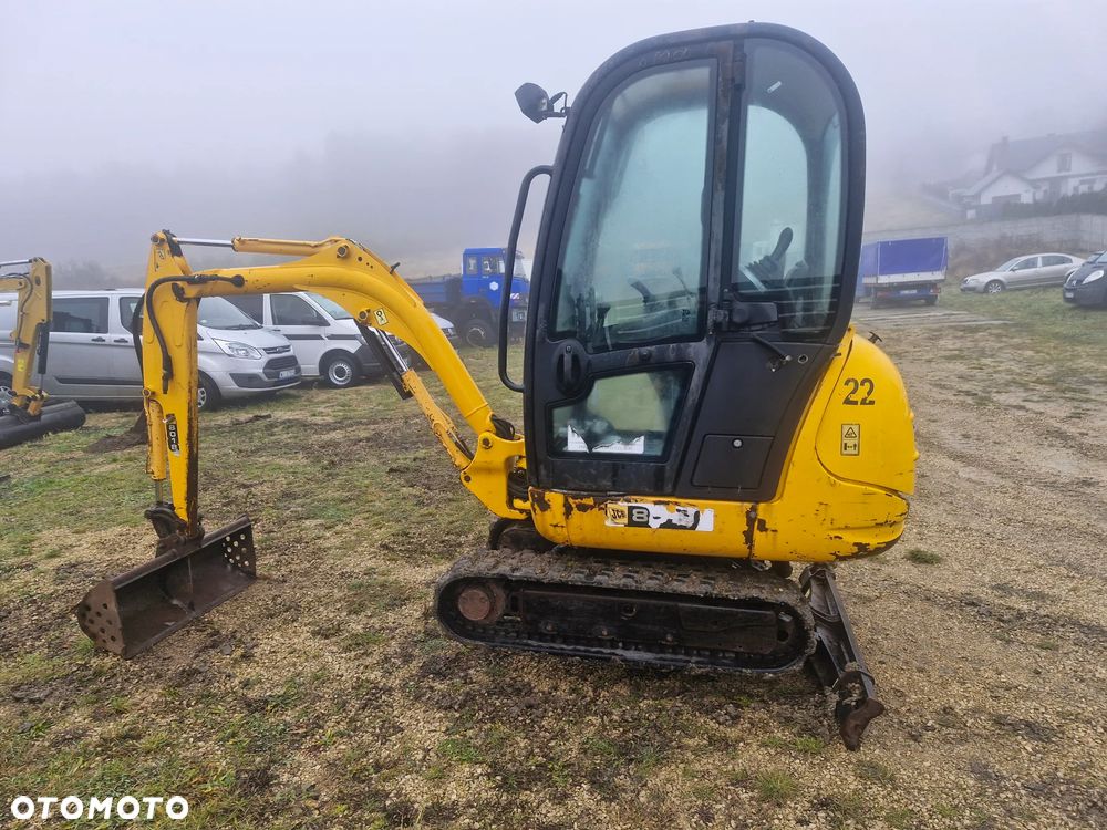 JCB 8018 - 2