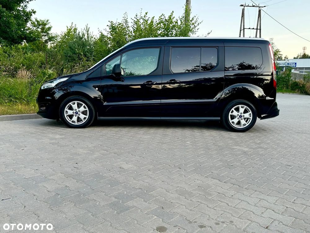 Ford Tourneo Connect Grand - 11
