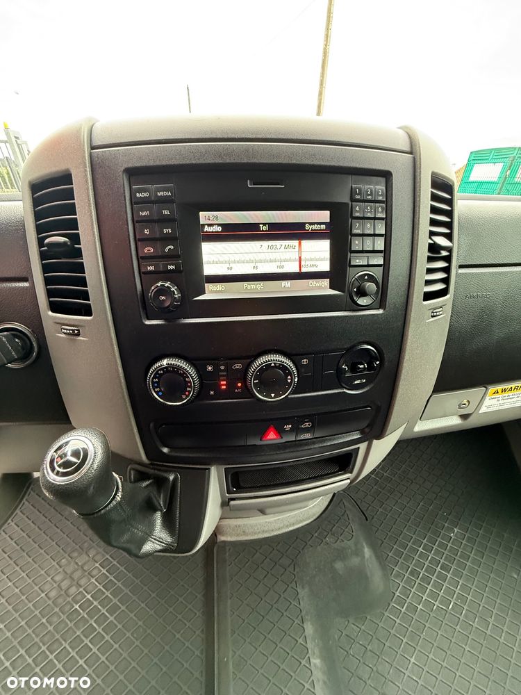 Mercedes-Benz Sprinter maxi - 26