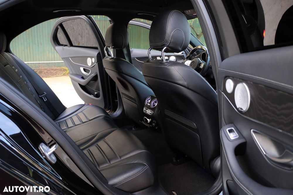 Mercedes-Benz C 43 AMG - 12