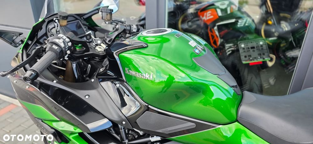Kawasaki Ninja H2 SX - 35