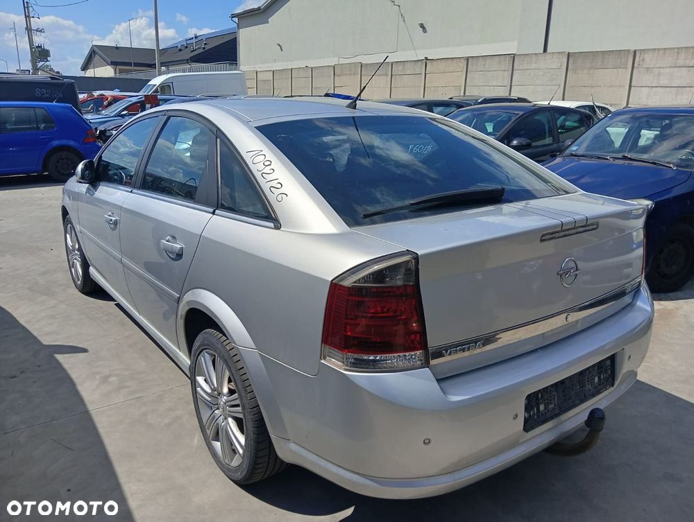 Hak Holowniczy (Maska, Lampa, Drzwi, Błotnik) Opel Vectra C Lift 2.2 Benzyna 155 Km 2005R - 4