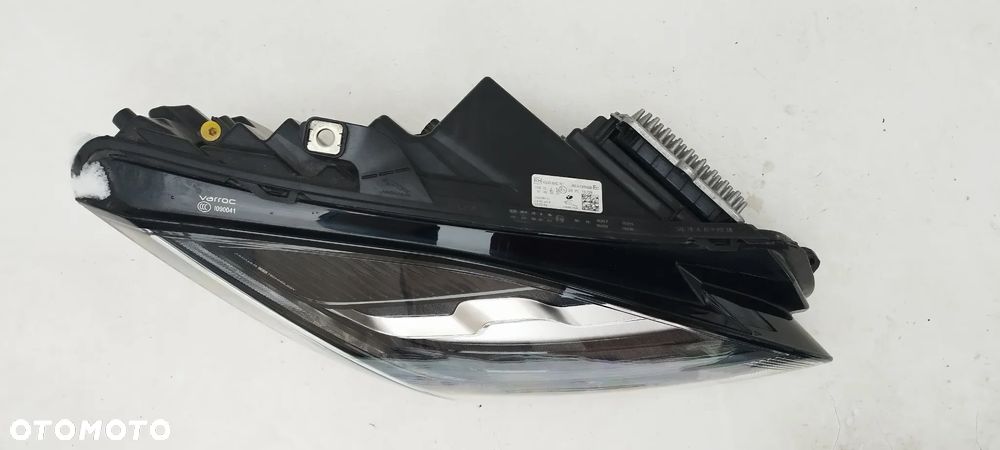 Jaguar E Pace E-Pace 2017- X540 Prawy Mid Led Oryginał J9C3-13W029-EC - 2