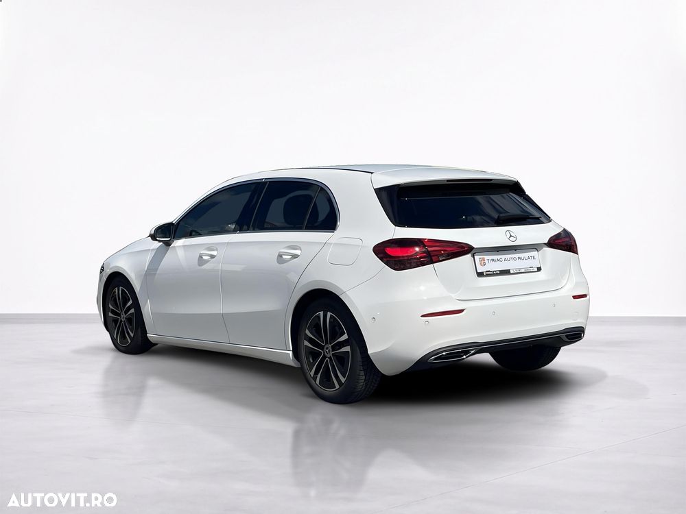 Mercedes-Benz A 180 7G-DCT - 4