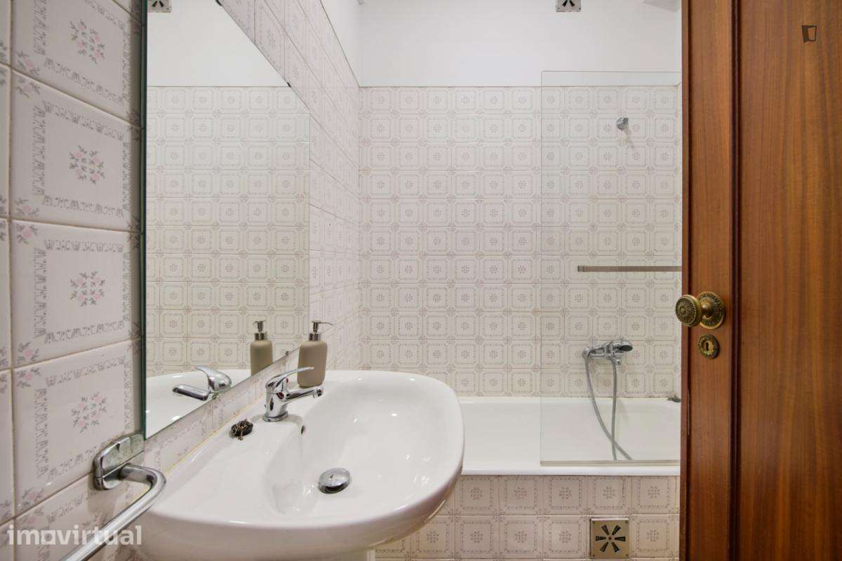Quarto - localizado em Alvalade Lisbon - Grande imagem: 2/60