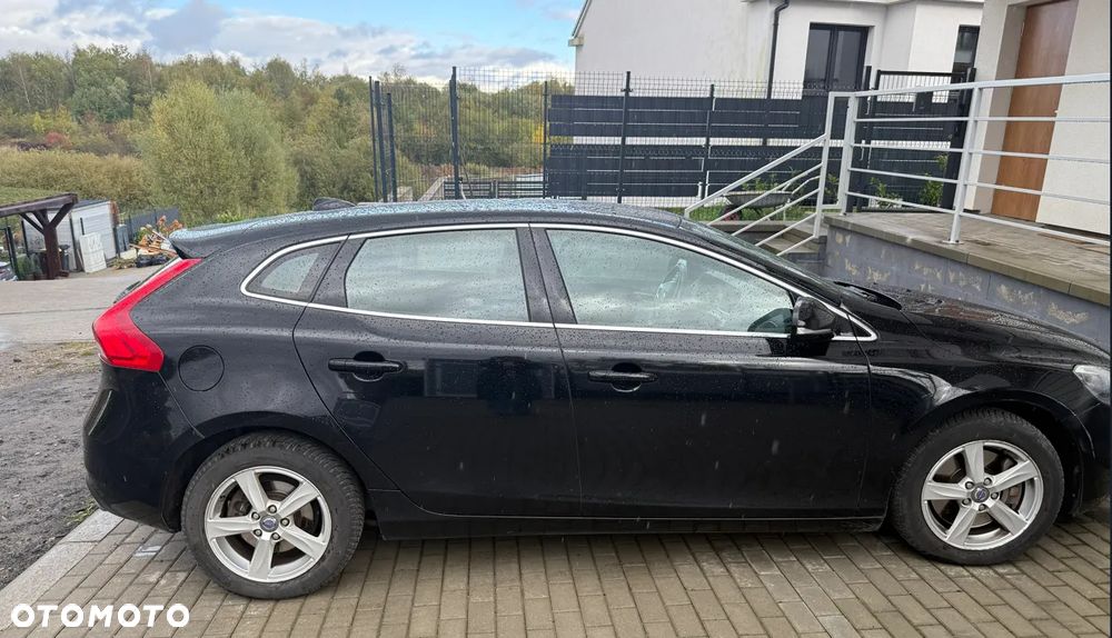 Volvo V40 - 2