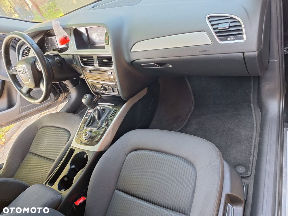 Audi A4 Avant 2.0 TDI - 8