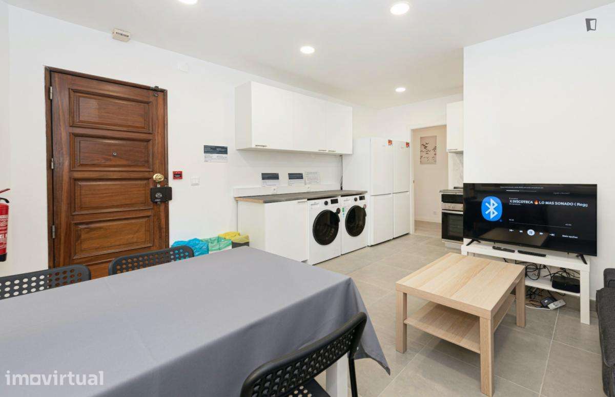 Quarto - localizado em Saldanha Lisbon - Grande imagem: 4/17