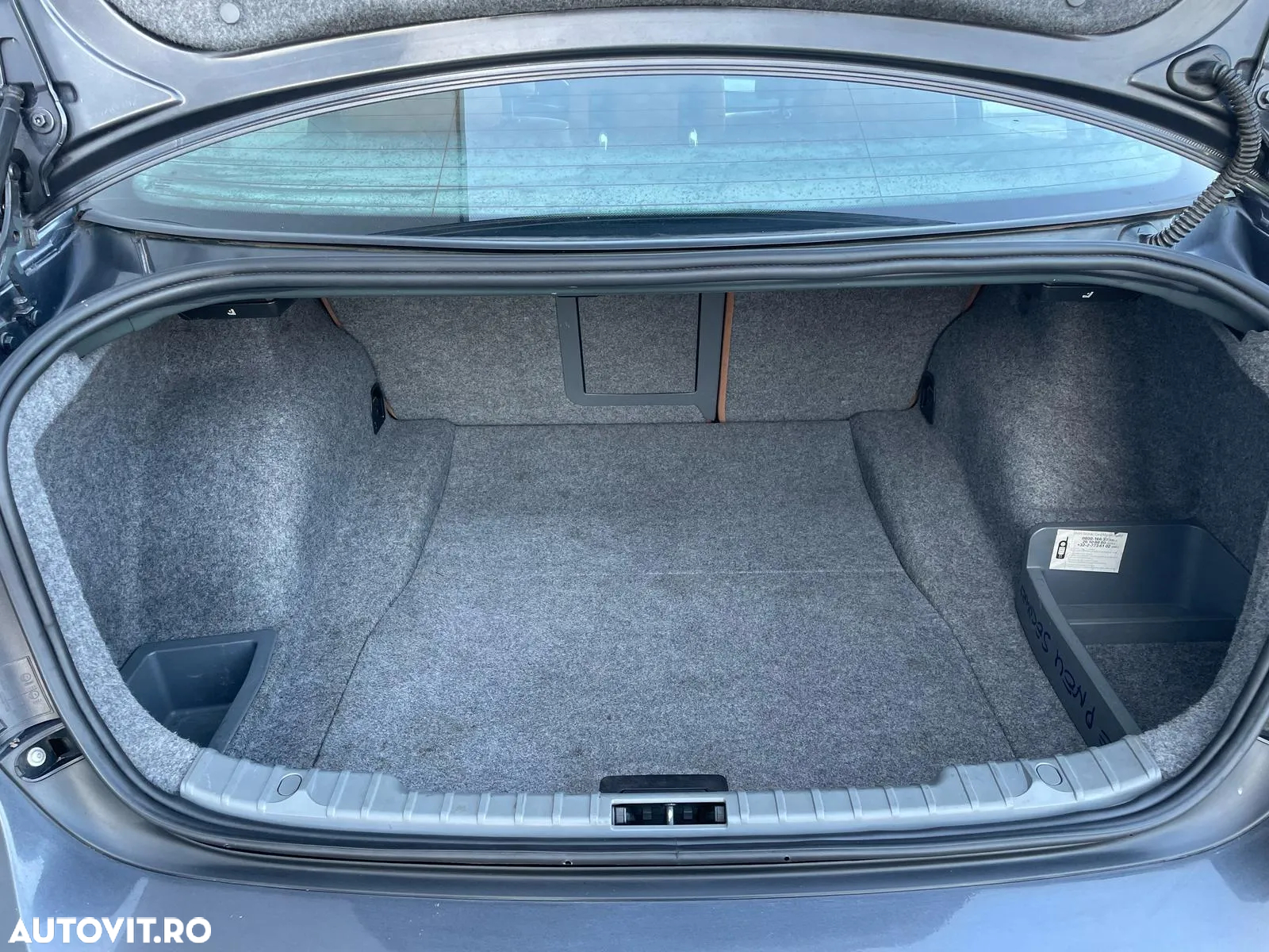 BMW Seria 3 318d DPF Edition Exclusive - 18