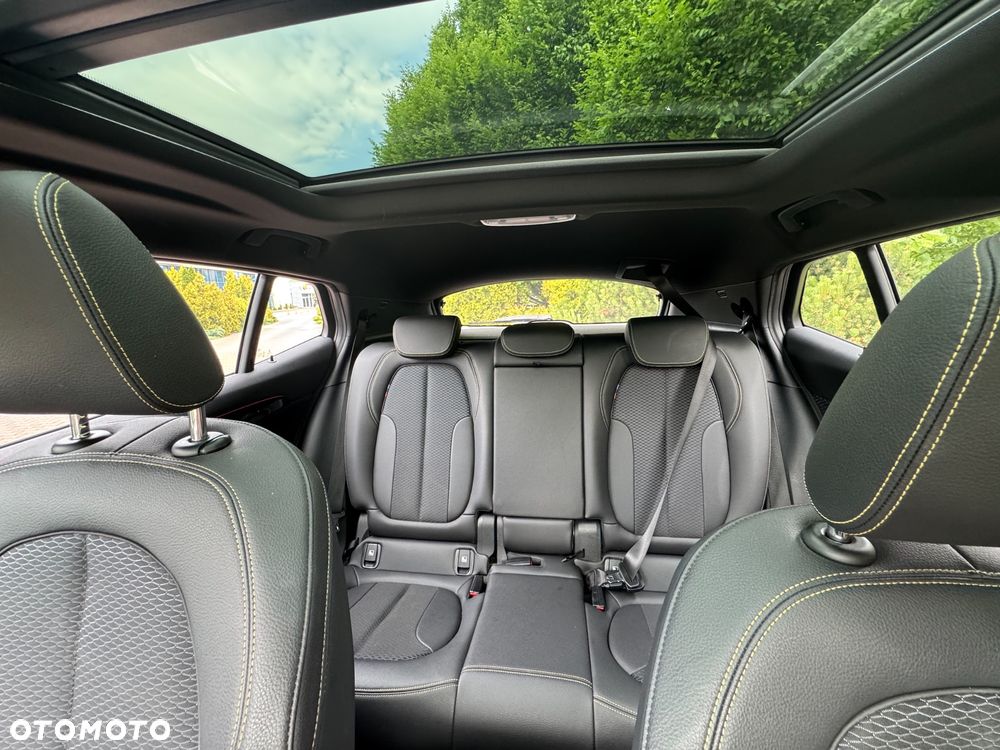 BMW X2 sDrive18i M Sport X - 11