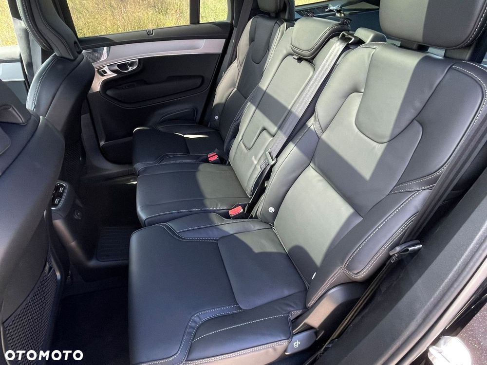 Volvo XC 90 T8 AWD Plug-In Hybrid Ultra Black Edition 7os - 28